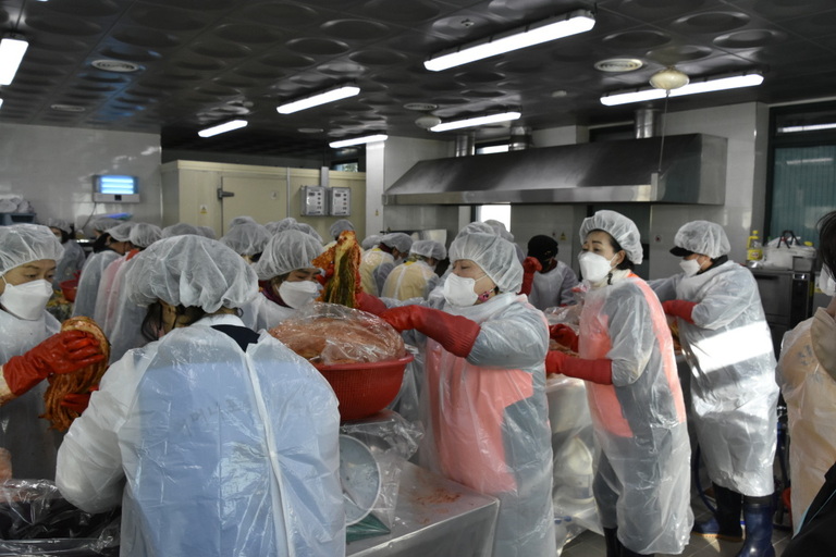 경주시장애인종합복지관 2022 서포터즈와 함께하는 따뜻한 겨울나기, 재가장애인 김장나눔행사 실시