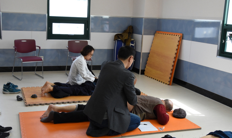  경주한의사회 소속 경주가온자리 한의원과 연계하여 경주시장애인종합복지관 \'무료 한방진료\' 실시